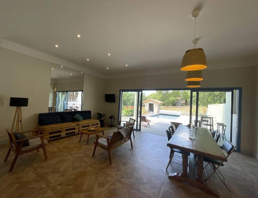 Le Pavillon D'Ete 4* - Elegant Et Lumineux Villa Saint Alban Auriolles Bagian luar foto